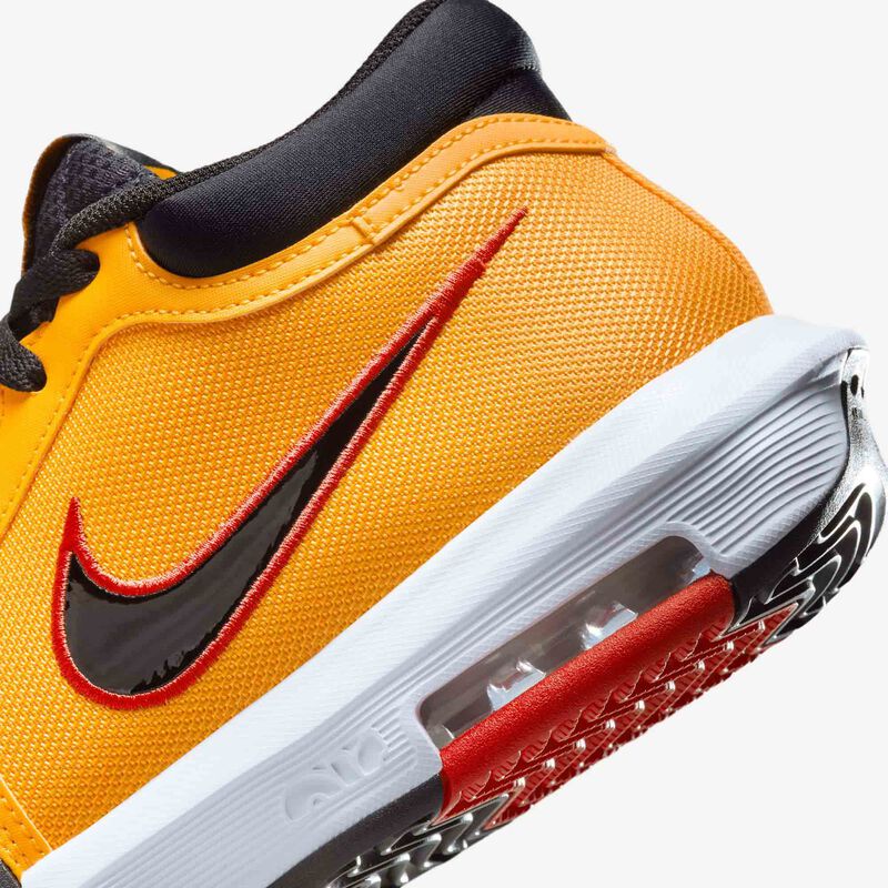 Zapatillas Nike Basketball LeBron Witness VIII Originales